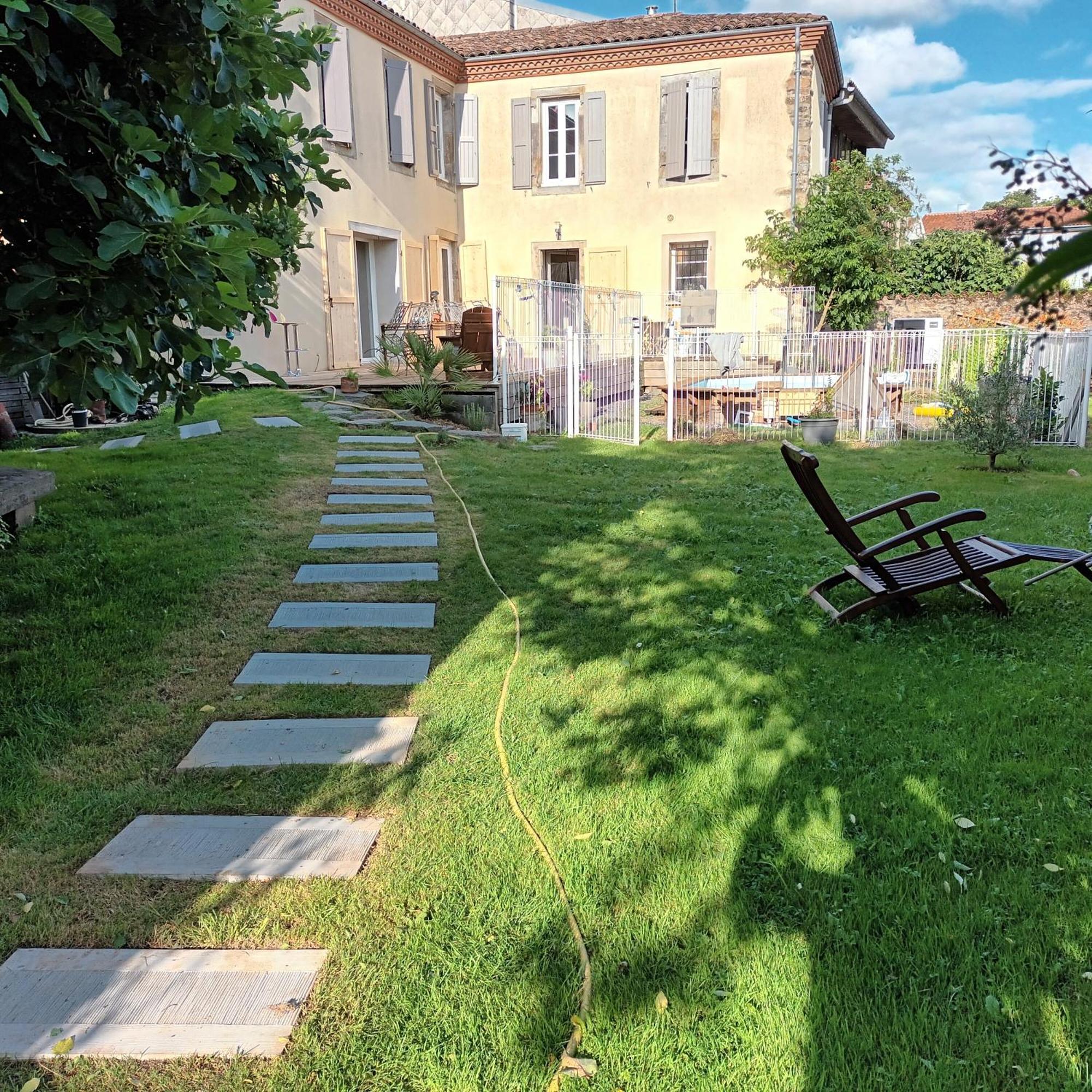 Le Relais Du Fraysse - Chambres D'Hotes Le Fraysse Exterior photo
